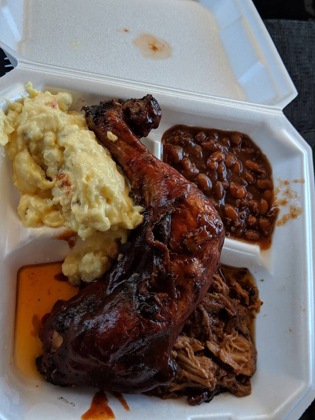 Sams Carry Out BBQ | restaurant | 414 E Hill Ave, Valdosta, GA 31601, USA | 2292470769 OR +1 229-247-0769