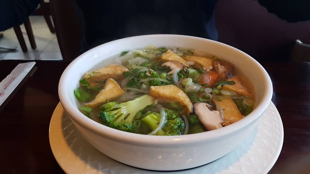 Pho Ginseng | restaurant | 12905 Rosedale Hill Ave, Huntersville, NC 28078, USA | 7049922227 OR +1 704-992-2227