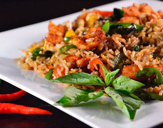 Thai Kitchen | restaurant | 2410 Chamberlain St, Ames, IA 50014, USA | 5152924788 OR +1 515-292-4788