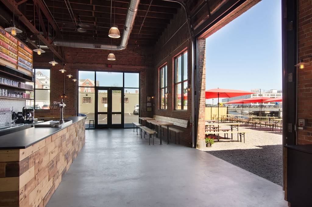 Notch Brewery & Tap Room | restaurant | 283 Rear, Derby St, Salem, MA 01970, USA | 9782389060 OR +1 978-238-9060