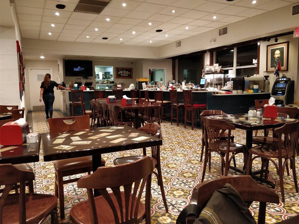 Davids Cafe Cafecito | restaurant | 919 Alton Rd, Miami Beach, FL 33139, USA | 3055348736 OR +1 305-534-8736