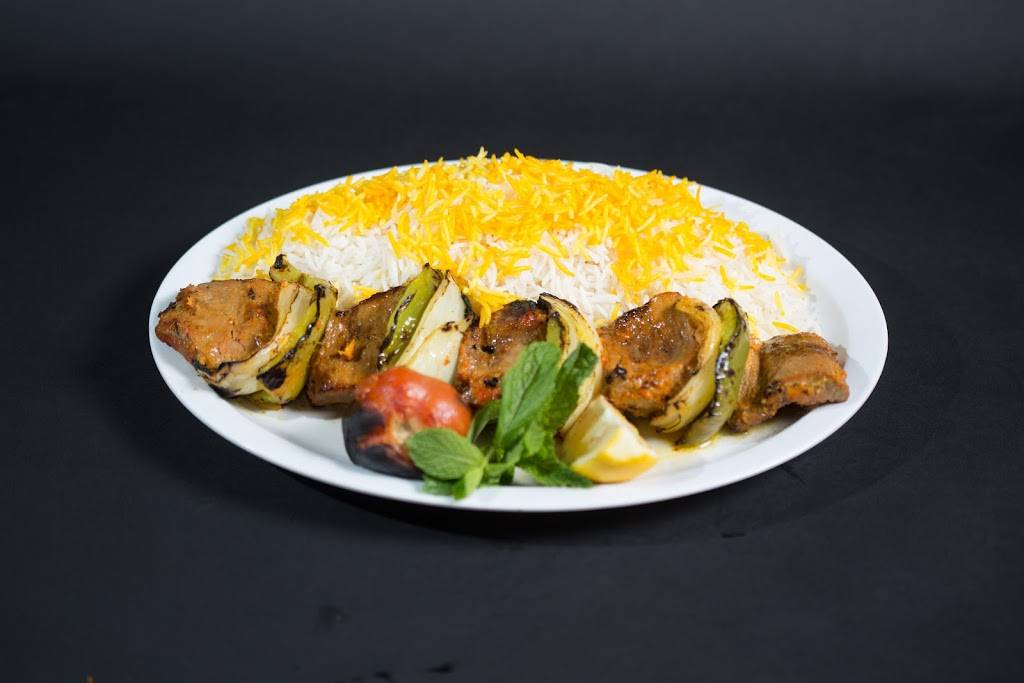 Momos Grill & Hookah | restaurant | 2626 Dupont Dr, Irvine, CA 92612, USA | 9494752200 OR +1 949-475-2200