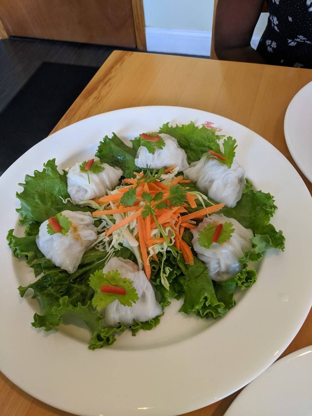 Hengs Thai Express | restaurant | 500 West Chester Pike, Havertown, PA 19083, USA | 4844557633 OR +1 484-455-7633