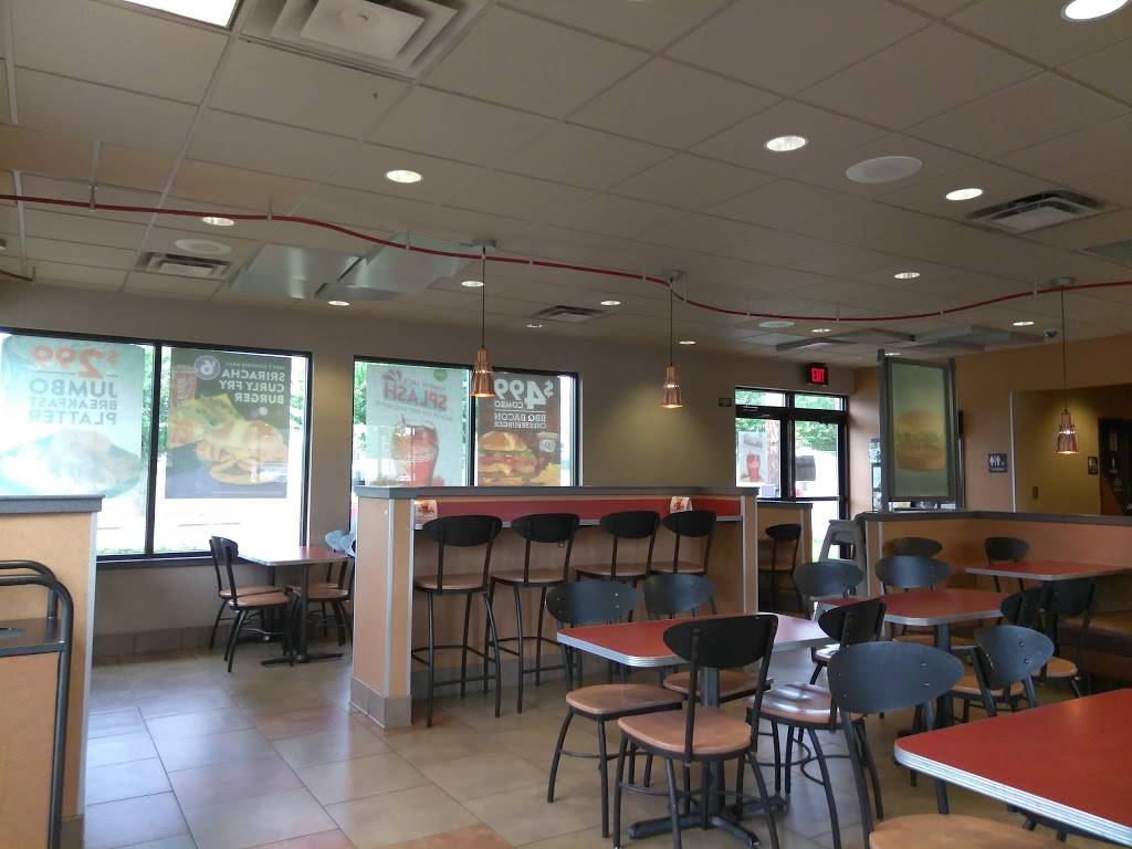 Jack in the Box | restaurant | 2054 6th Ave, Tacoma, WA 98403, USA | 2535978974 OR +1 253-597-8974