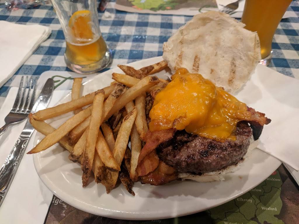 Joyces Tavern | restaurant | 3823 Richmond Ave, Staten Island, NY 10312, USA | 7189480220 OR +1 718-948-0220