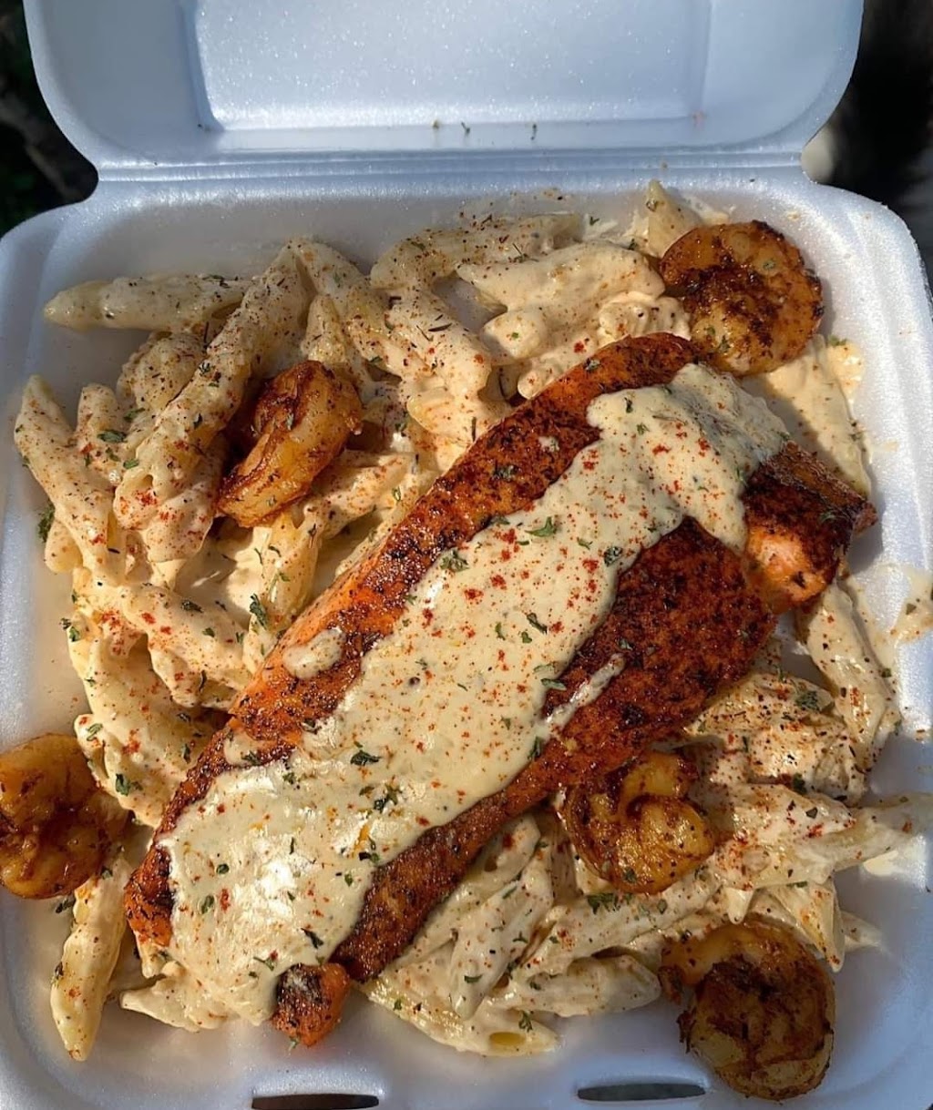 The Backyard Bistro | restaurant | 614 N Main St, Baltimore, OH 43105, USA | 3802130070 OR +1 380-213-0070