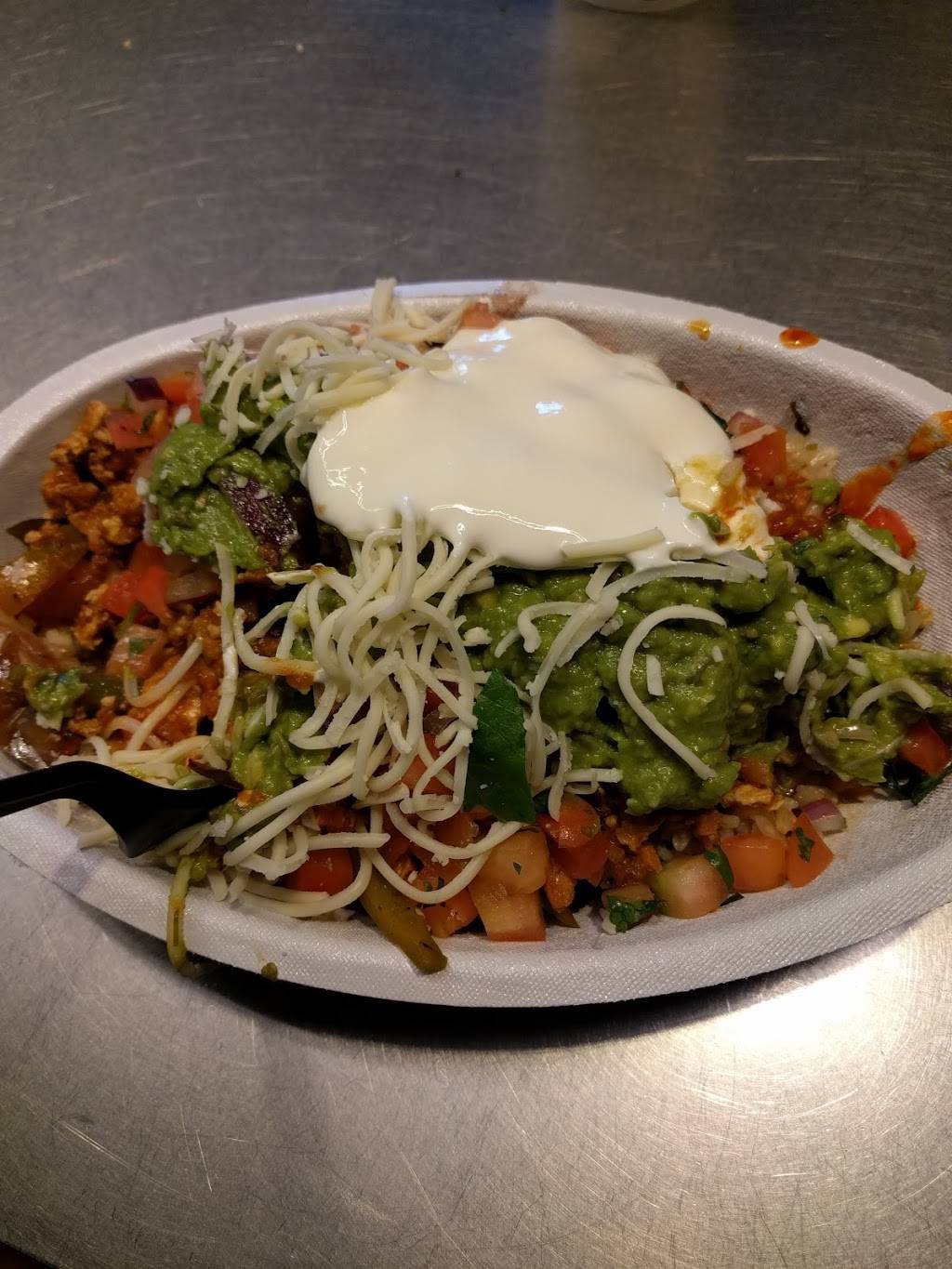 Chipotle Mexican Grill | restaurant | 2733 Papermill Rd Ste X5, Reading, PA 19610, USA | 4847721022 OR +1 484-772-1022