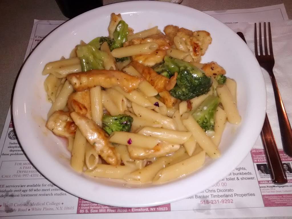 Central Plaza Diner | restaurant | 1686 Central Park Ave, Yonkers, NY 10710, USA | 9147798030 OR +1 914-779-8030