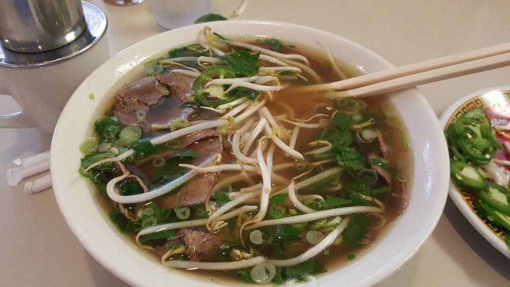 Pho 75 | restaurant | 1721 Wilson Blvd, Arlington, VA 22209, USA | 7035257355 OR +1 703-525-7355