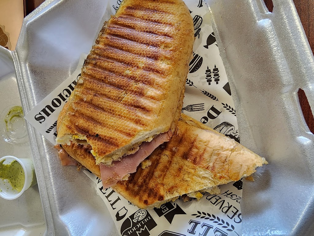 A Taste of Cuba | restaurant | 125 Lucy Ln, Waynesboro, VA 22980, USA | 5409462611 OR +1 540-946-2611