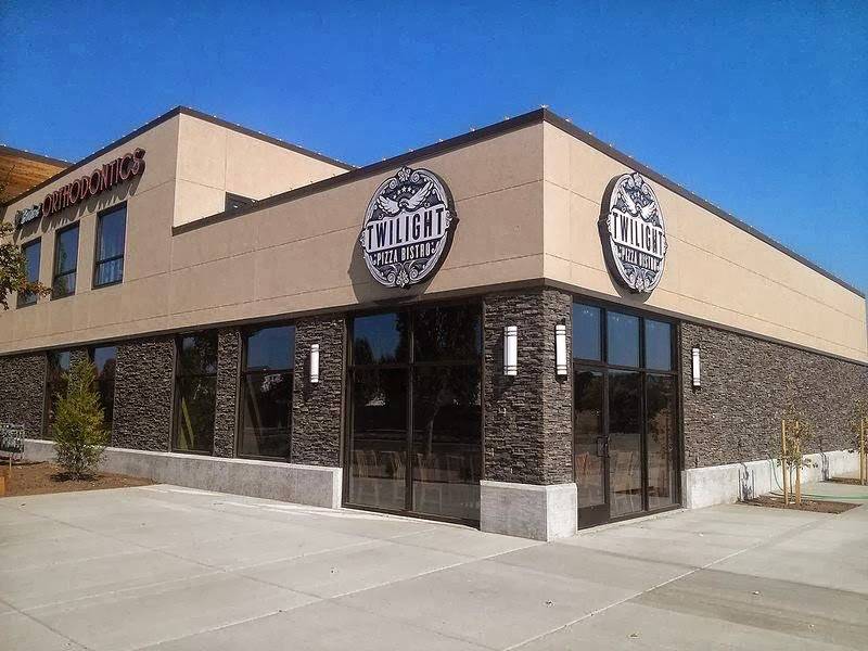 Twilight Pizza Bistro | restaurant | 1905 SE 192nd Ave #101, Camas, WA 98607, USA | 3608331919 OR +1 360-833-1919