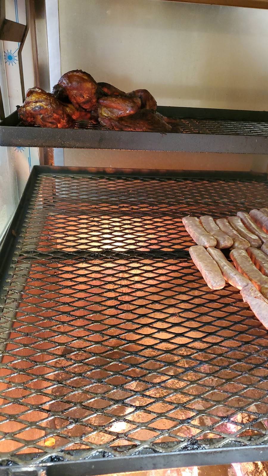 Carolines bbq | restaurant | 3451 W Madison St, Chicago, IL 60624, USA | 8668218485 OR +1 866-821-8485