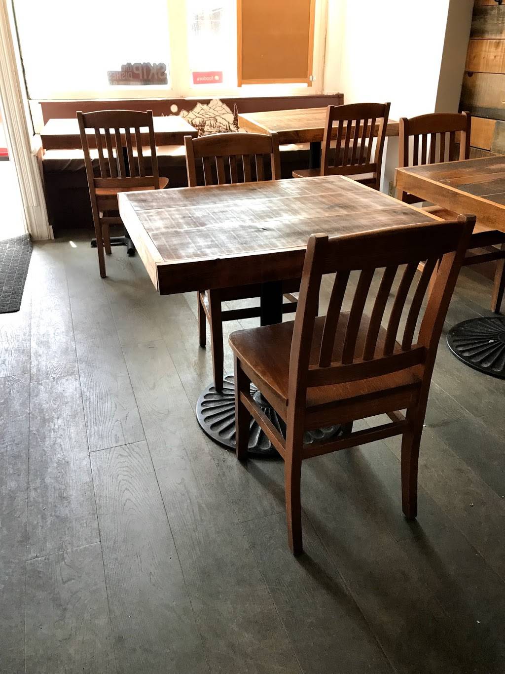 Appalachia Smoke House & BBQ | restaurant | 2416 Lake Shore Blvd W, Etobicoke, ON M8V 1C4, Canada | 4169017675 OR +1 416-901-7675