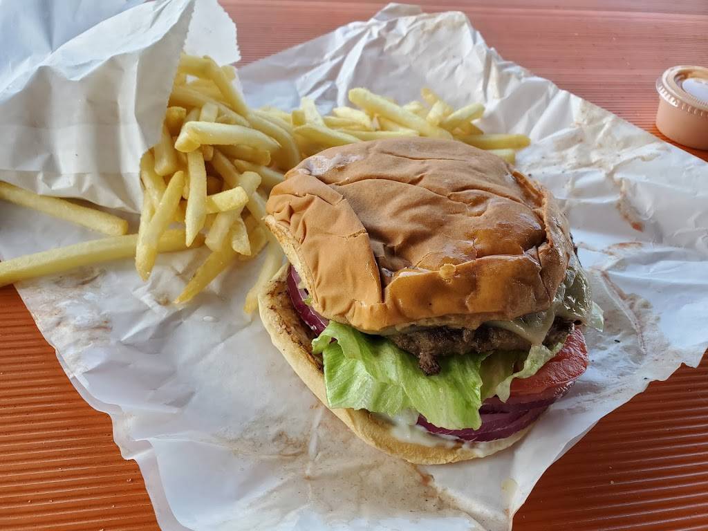 Bartels Giant Burger | restaurant | 18509 Lake Blvd E, Redding, CA 96003, USA | 5302437313 OR +1 530-243-7313