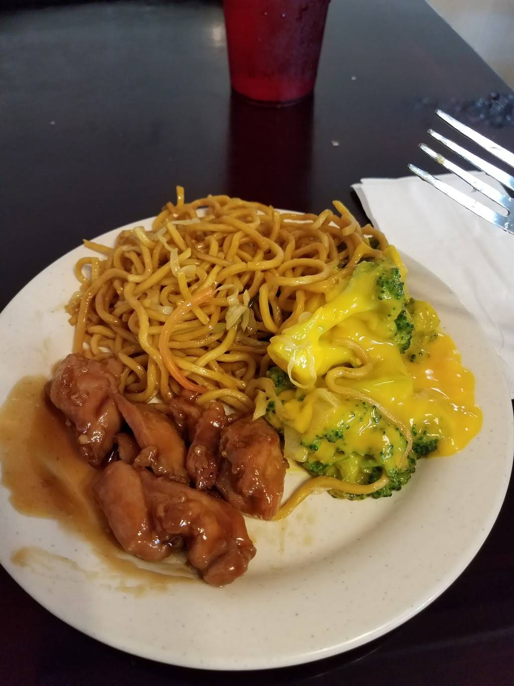 China One Super Buffet | restaurant | 421 W Southline St, Cleveland, TX 77327, USA | 2815928881 OR +1 281-592-8881