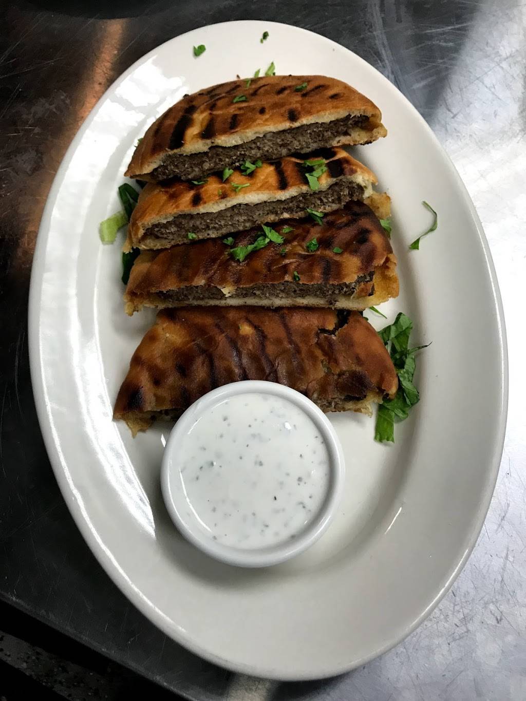 El Fishawy Cafe | restaurant | 303 El Camino Real, Tustin, CA 92780, USA | 7144862528 OR +1 714-486-2528