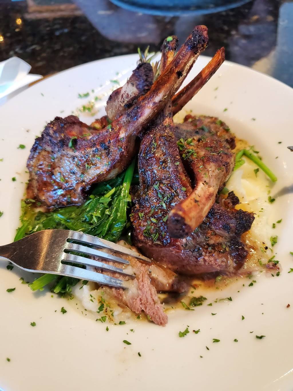 Market Grille Cafe | restaurant | 7175 W Lake Mead Blvd, Las Vegas, NV 89128, USA | 7025647335 OR +1 702-564-7335