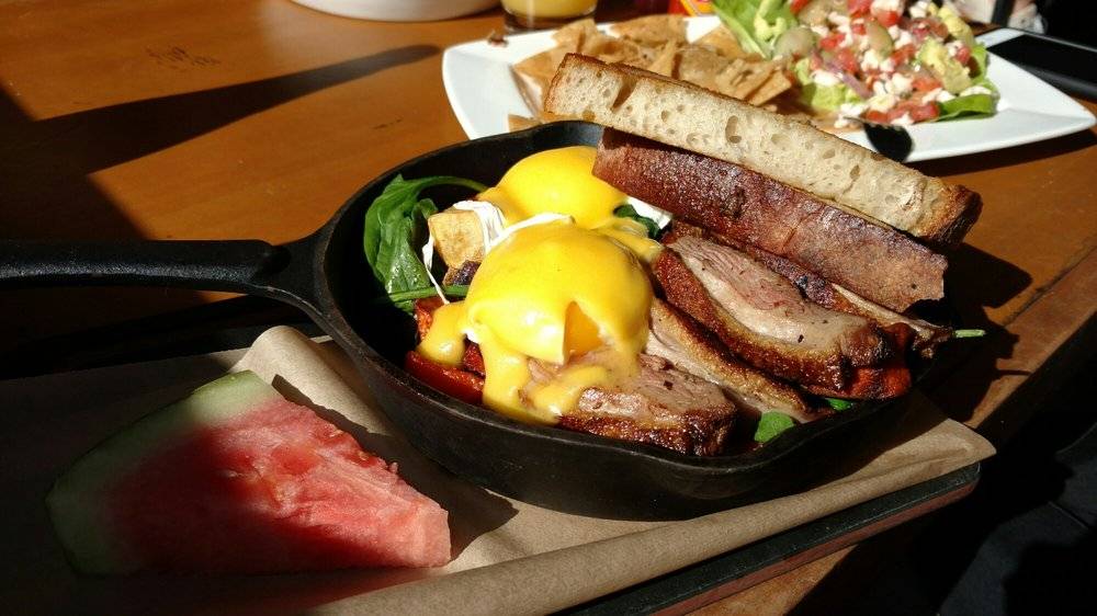 The Duck Dive | restaurant | 4650 Mission Blvd, San Diego, CA 92109, USA | 8582733825 OR +1 858-273-3825