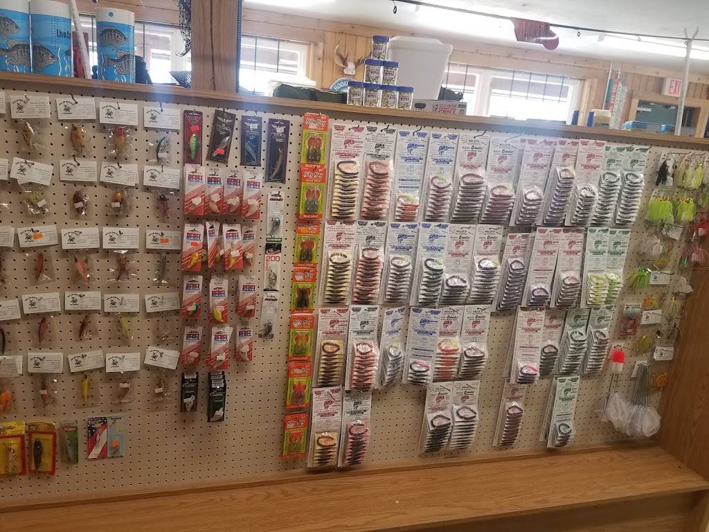 Buck & Dumb Bass Outdooors | restaurant | 9987 IN-243, Cloverdale, IN 46120, USA | 7657952009 OR +1 765-795-2009