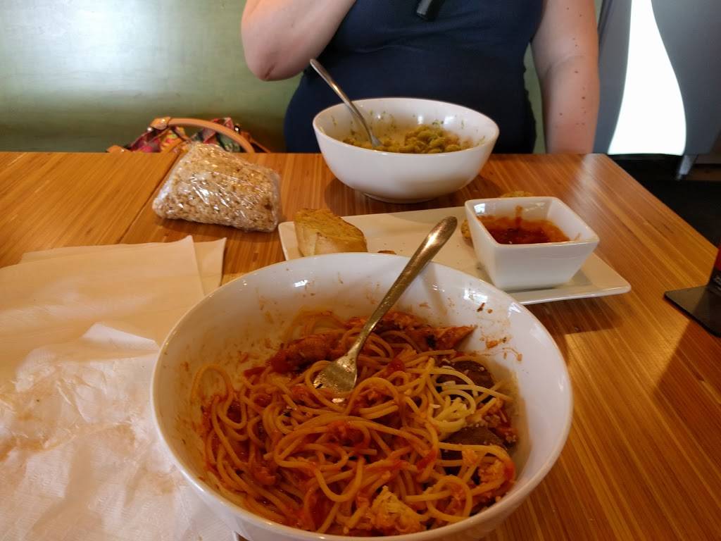 Noodles and Company | restaurant | 3871 Rivertown Pkwy, Grandville, MI 49418, USA | 6168712111 OR +1 616-871-2111