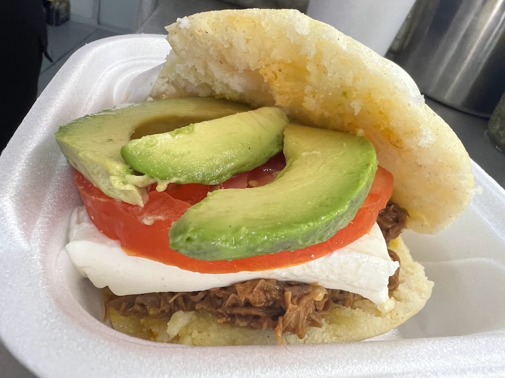 Marthas Daiquiri Factory | restaurant | 8553 Macon Rd #102, Cordova, TN 38018, USA | 9017010557 OR +1 901-701-0557