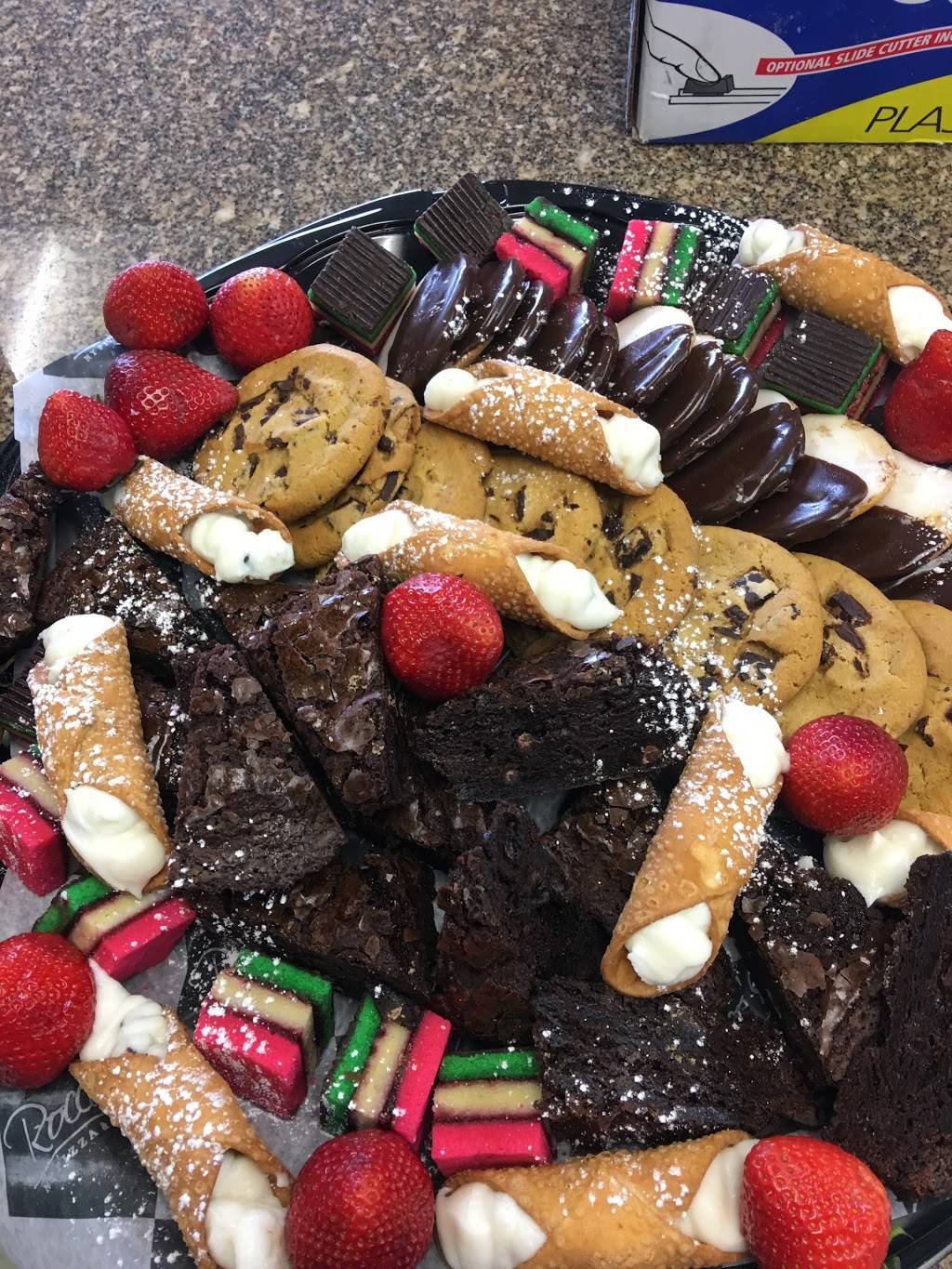 Roccos NY Pizza & Subs | restaurant | 62 Plaza St NE # E, Leesburg, VA 20176, USA | 7034438500 OR +1 703-443-8500