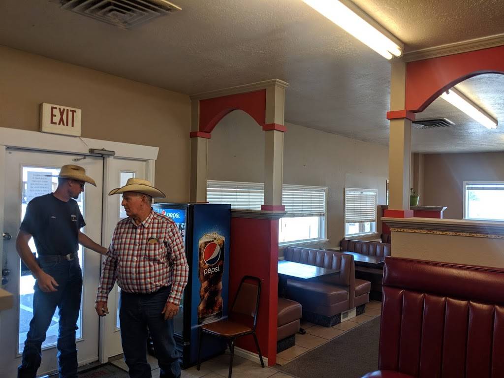 Los 4 Amigos Restaurant | meal takeaway | 110 N 800 E St, Payson, UT 84651, USA | 8014654441 OR +1 801-465-4441