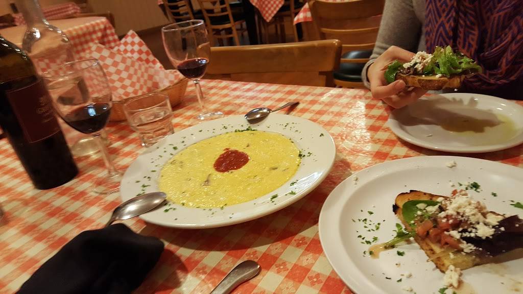 Mamma Susannas Ristorante Italiano | restaurant | 5487 Carlson Dr, Sacramento, CA 95819, USA | 9164527465 OR +1 916-452-7465