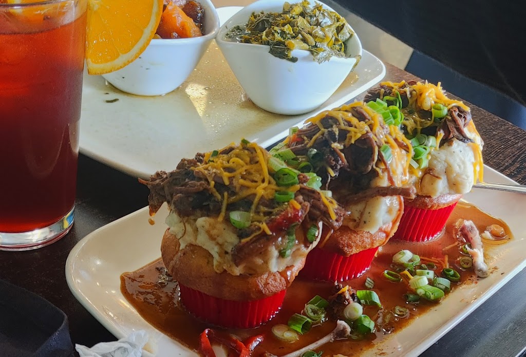 Oooh Wee It Is | restaurant | 33 E 83rd St, Chicago, IL 60619, USA | 8722447505 OR +1 872-244-7505