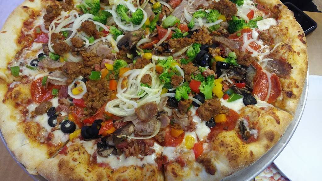 Espinos Pizza | restaurant | 323 W Lemon St, Lancaster, PA 17603, USA | 7172079237 OR +1 717-207-9237