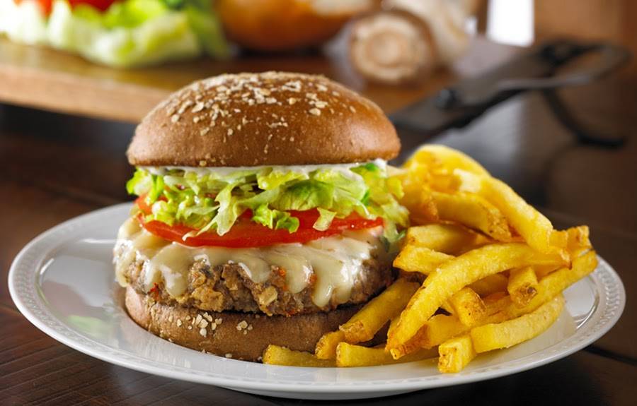 Teds Montana Grill | restaurant | 16495 E 40th Cir, Aurora, CO 80011, USA | 7203747220 OR +1 720-374-7220