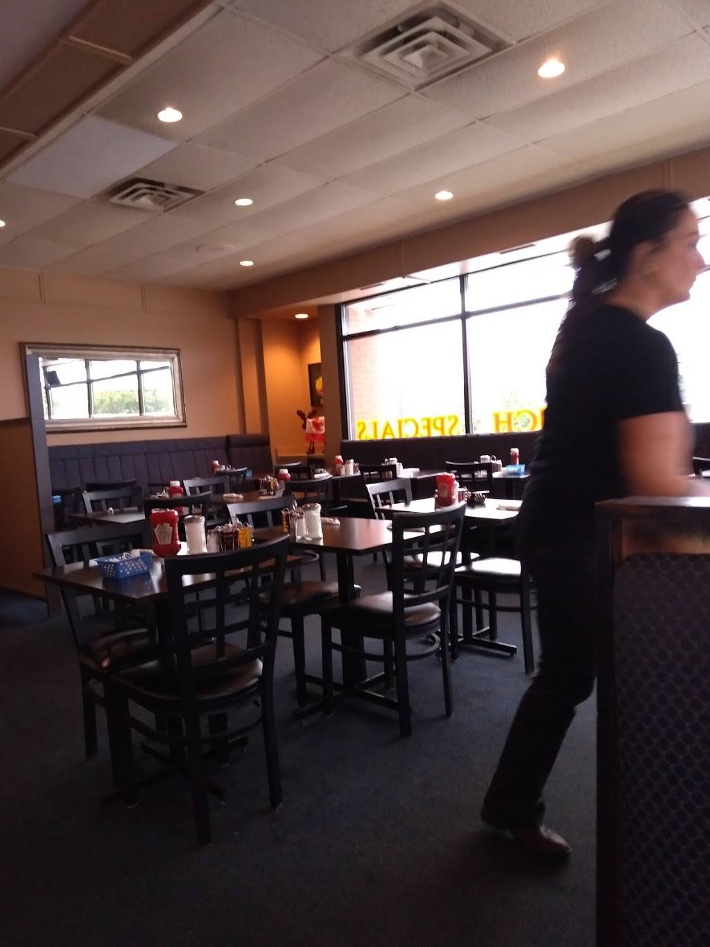 Kozy Nest Restaurant | restaurant | 2520 St Joseph Blvd, Orléans, ON K1C 1G2, Canada | 6138345222 OR +1 613-834-5222