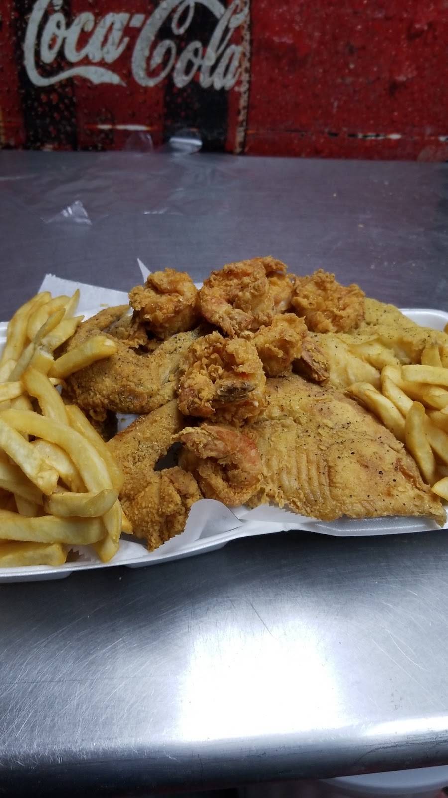 J & J Fish And Chicken | restaurant | 10943 S Western Ave, Chicago, IL 60643, USA | 7734452756 OR +1 773-445-2756