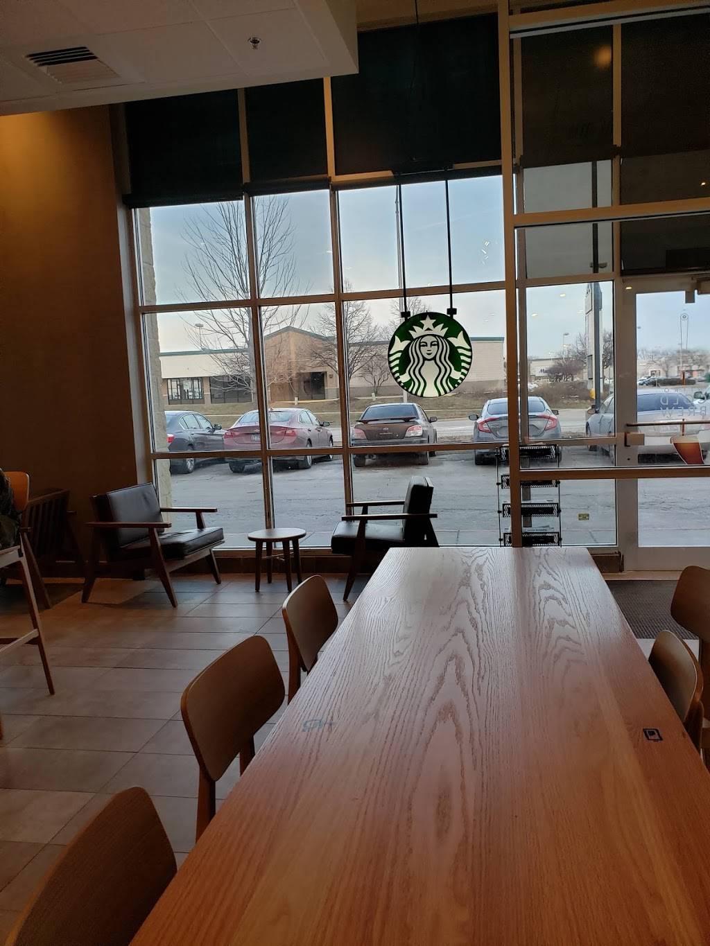Starbucks | cafe | 2842 S 17th Ave, Broadview, IL 60155, USA | 7083439251 OR +1 708-343-9251