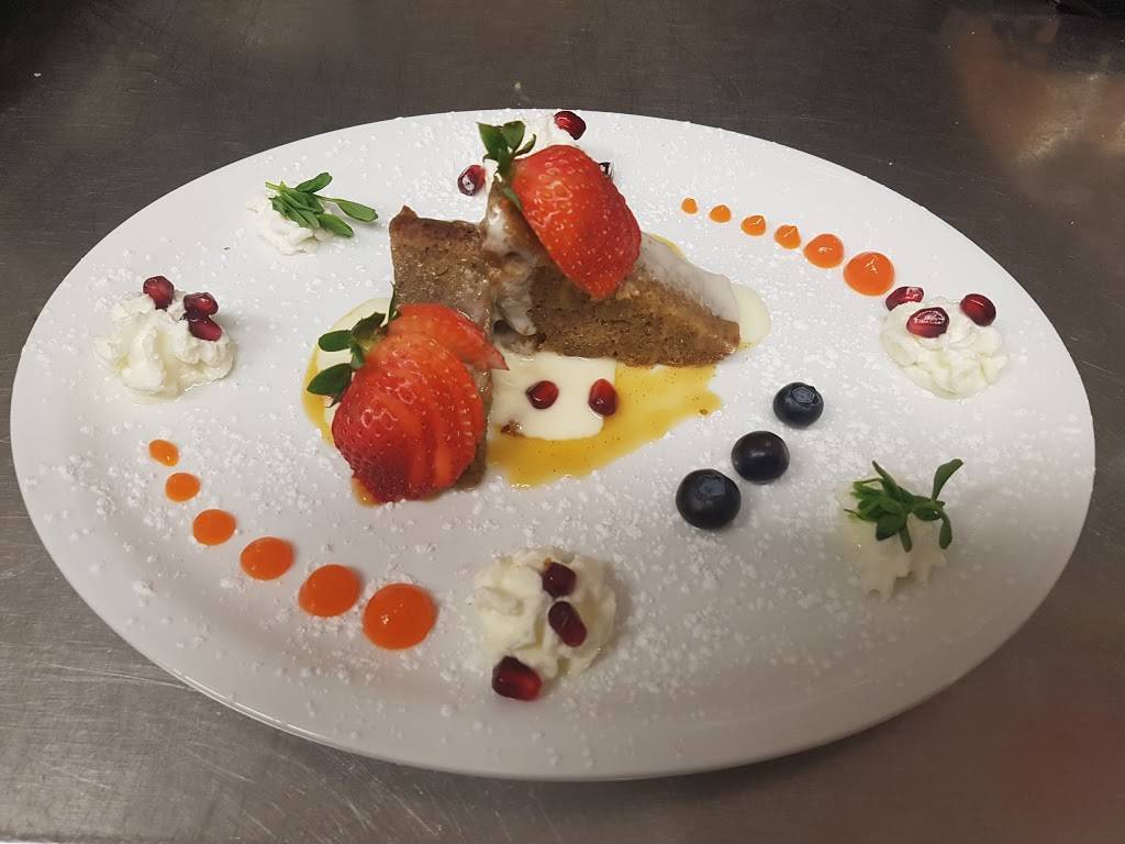 Kravingz | restaurant | 1710 Lakeshore Rd W, Mississauga, ON L5J 1J5, Canada | 9059165500 OR +1 905-916-5500