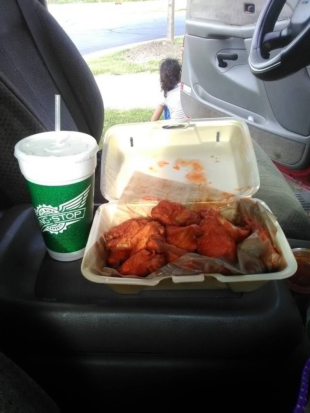 Wingstop | restaurant | 2695 Forgue Dr Ste 101, Naperville, IL 60564, USA | 6307179464 OR +1 630-717-9464