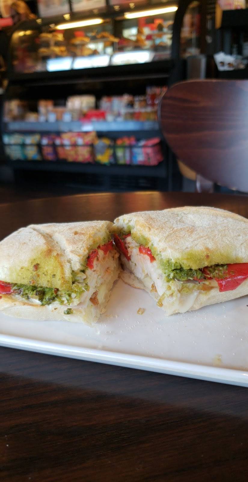 Starbucks | cafe | 22000 Willamette Dr, West Linn, OR 97068, USA | 5036567516 OR +1 503-656-7516