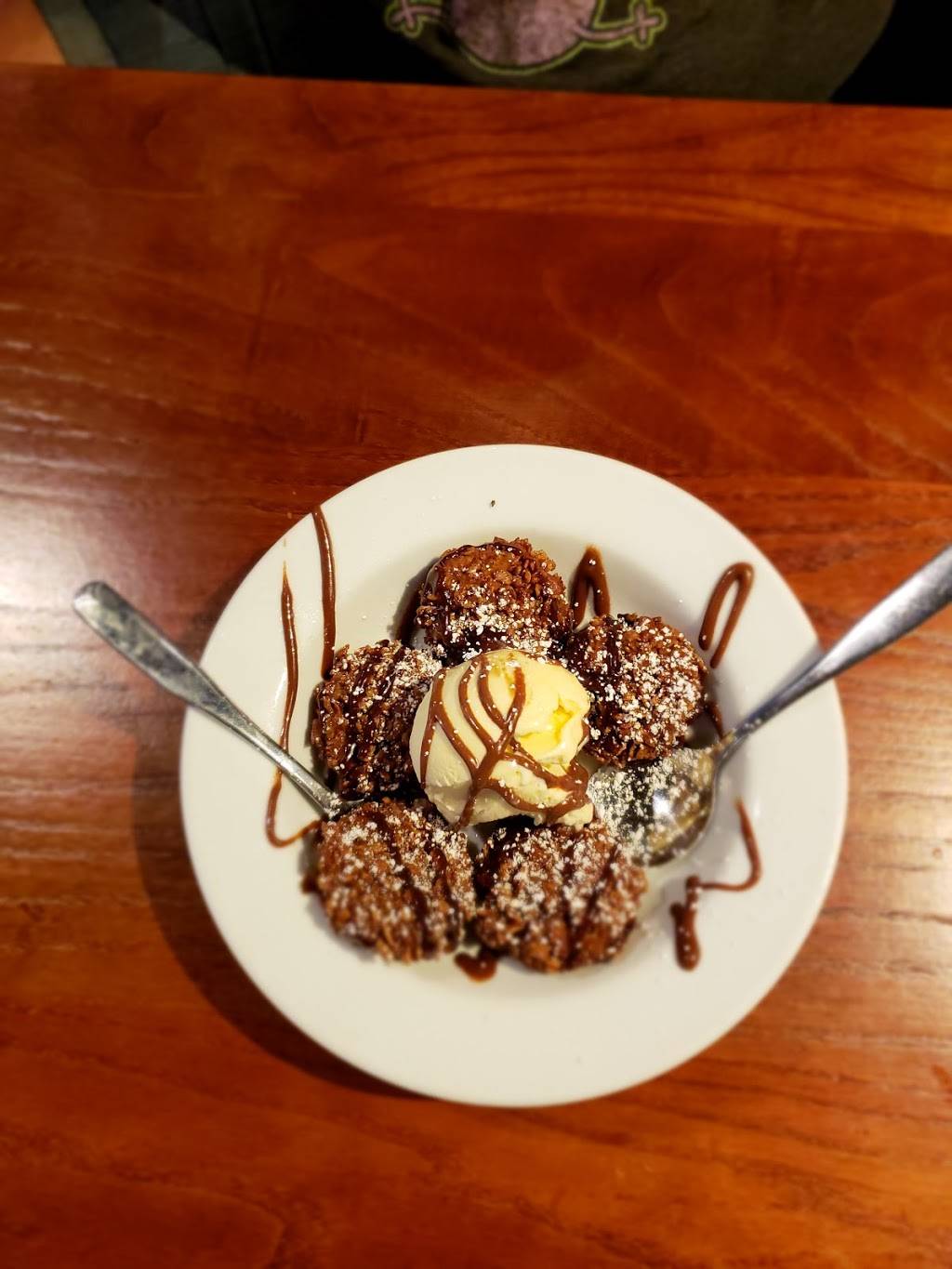 Smokey Bones Bar & Fire Grill | meal takeaway | 136 Brandon Town Center Dr, Brandon, FL 33511, USA | 8136553400 OR +1 813-655-3400