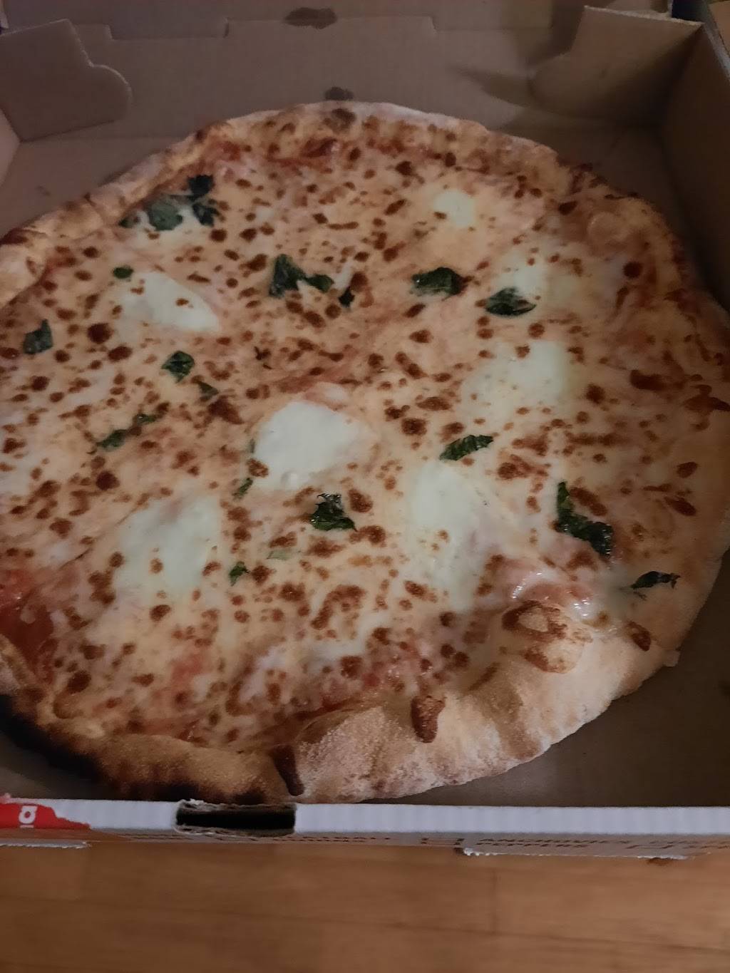 Carpe Diem Pizzaria | restaurant | 7000 Carroll Ave #200, Takoma Park, MD 20912, USA | 3018067964 OR +1 301-806-7964