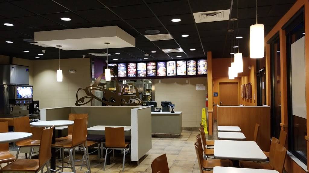 Taco Bell | meal takeaway | 11456 S, District Dr, South Jordan, UT 84095, USA | 8017278251 OR +1 801-727-8251