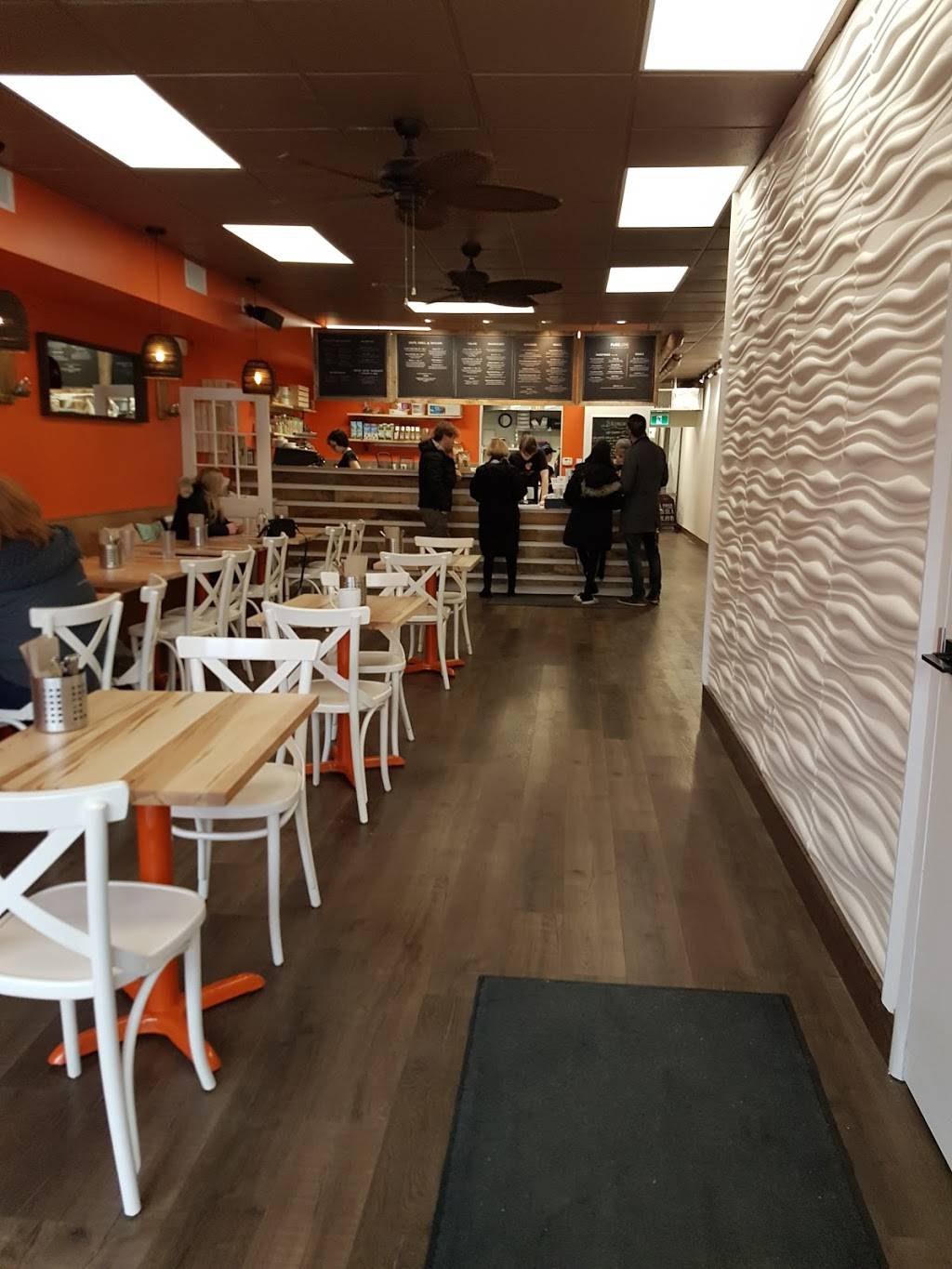 Lettuce Love Cafe Oakville | restaurant | 326 Kerr St, Oakville, ON L6K 3B5, Canada | 9053392046 OR +1 905-339-2046