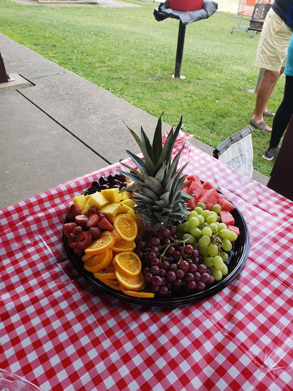 JB Grill | restaurant | 6624 Harvard Ave, Cleveland, OH 44105, USA | 2164413663 OR +1 216-441-3663