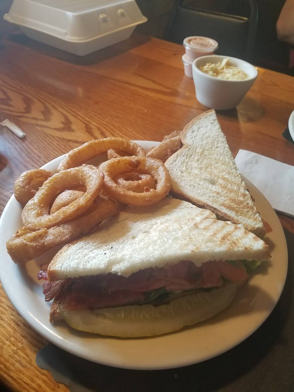 The Towne Tavern, Averill Park, NY | restaurant | 2850 NY-43, Averill Park, NY 12018, USA | 5186743040 OR +1 518-674-3040