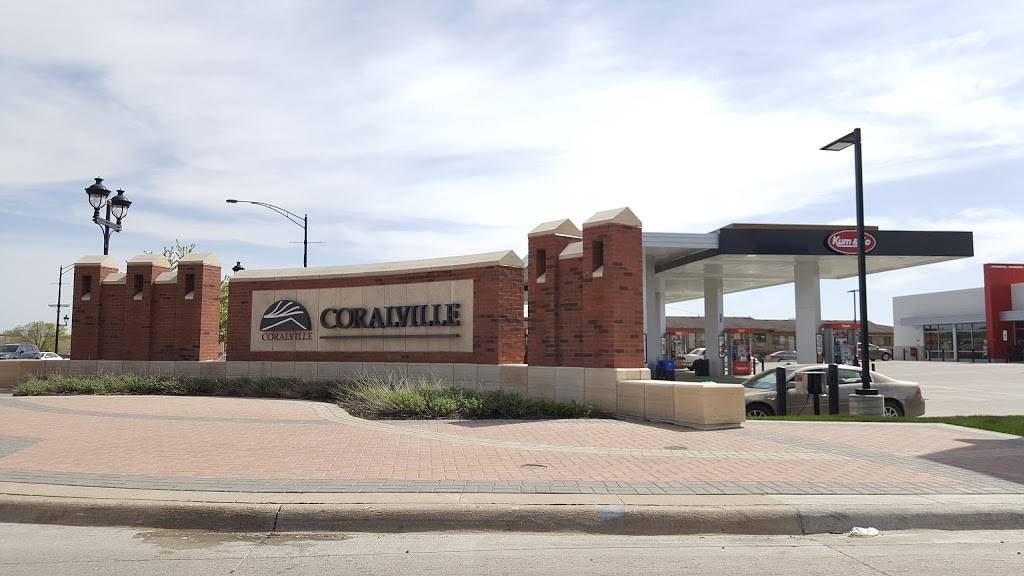 Kum & Go | meal takeaway | 822 1st Ave, Coralville, IA 52241, USA | 3193513771 OR +1 319-351-3771