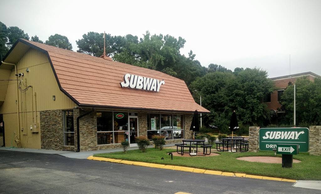 Subway | restaurant | 611 E Chatham St, Cary, NC 27511, USA | 9193800202 OR +1 919-380-0202