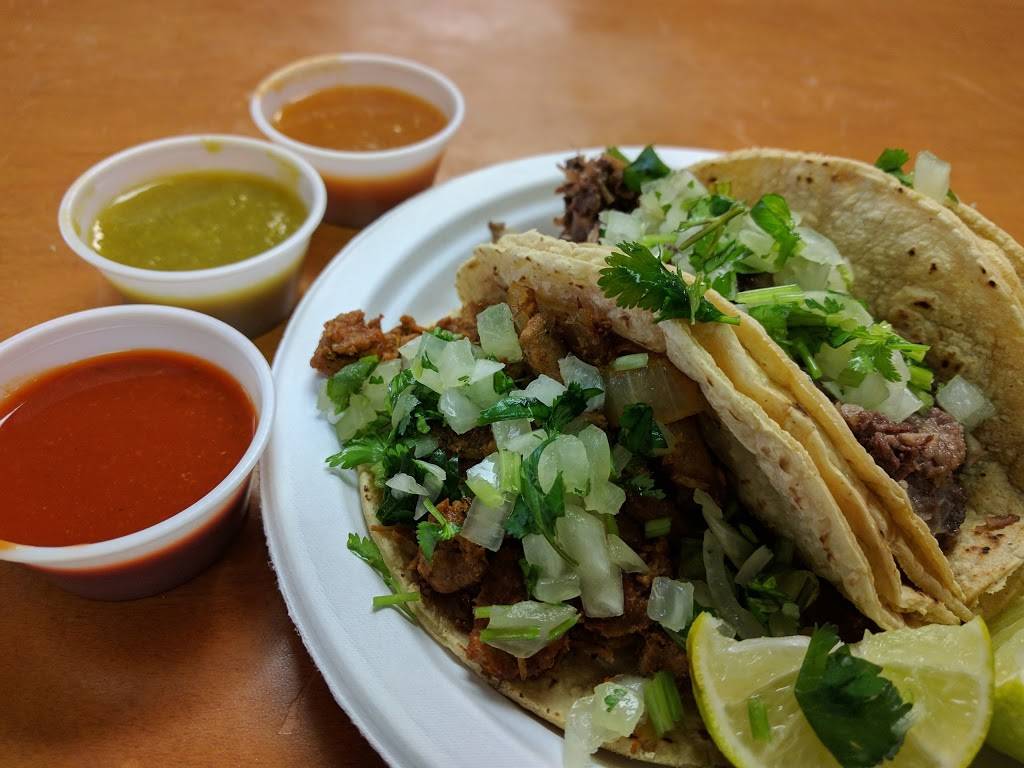 Taqueria El Mercadito | restaurant | 275 Pearl Nix Pkwy #2, Gainesville, GA 30501, USA | 6787077179 OR +1 678-707-7179