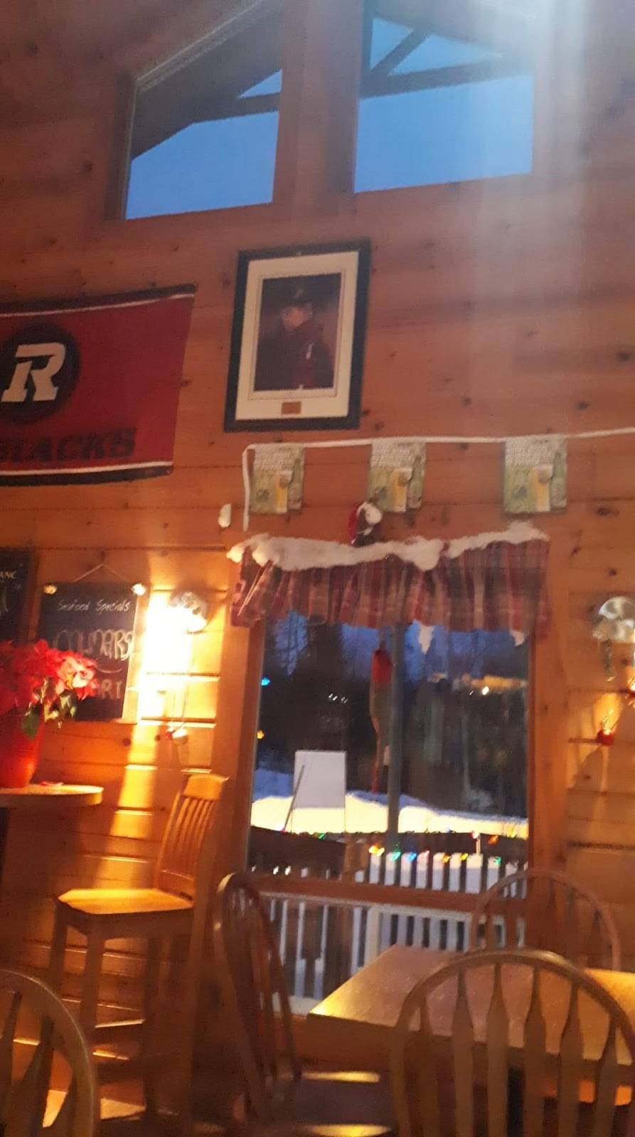 Pub McVey | restaurant | 324 Chemin de Lac Sainte-Marie, Lac-Sainte-Marie, QC J0X 1Z0, Canada | 8194674935 OR +1 819-467-4935