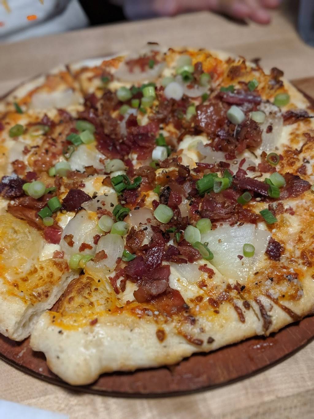 East Side Marios | restaurant | 5855 Rodeo Dr, Mississauga, ON L5R 3Z2, Canada | 9055026600 OR +1 905-502-6600