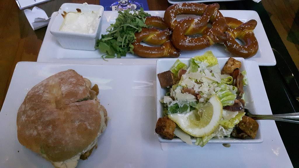 Tin Cup Sports Grill | cafe | 61 Lynden Rd, Brantford, ON N3R 7J9, Canada | 5197571441 OR +1 519-757-1441