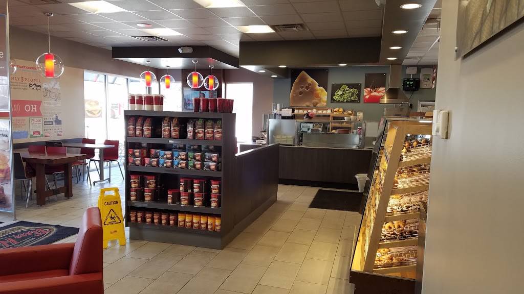 Tim Hortons | restaurant | 1185 E Main St, Ashland, OH 44805, USA | 4192079997 OR +1 419-207-9997